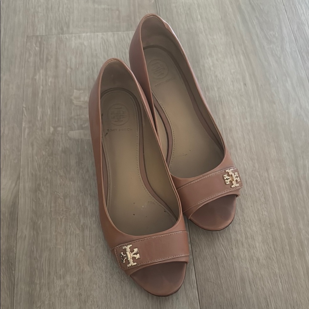 Tory Burch Brown Heeled Peep-Toe Shoes
